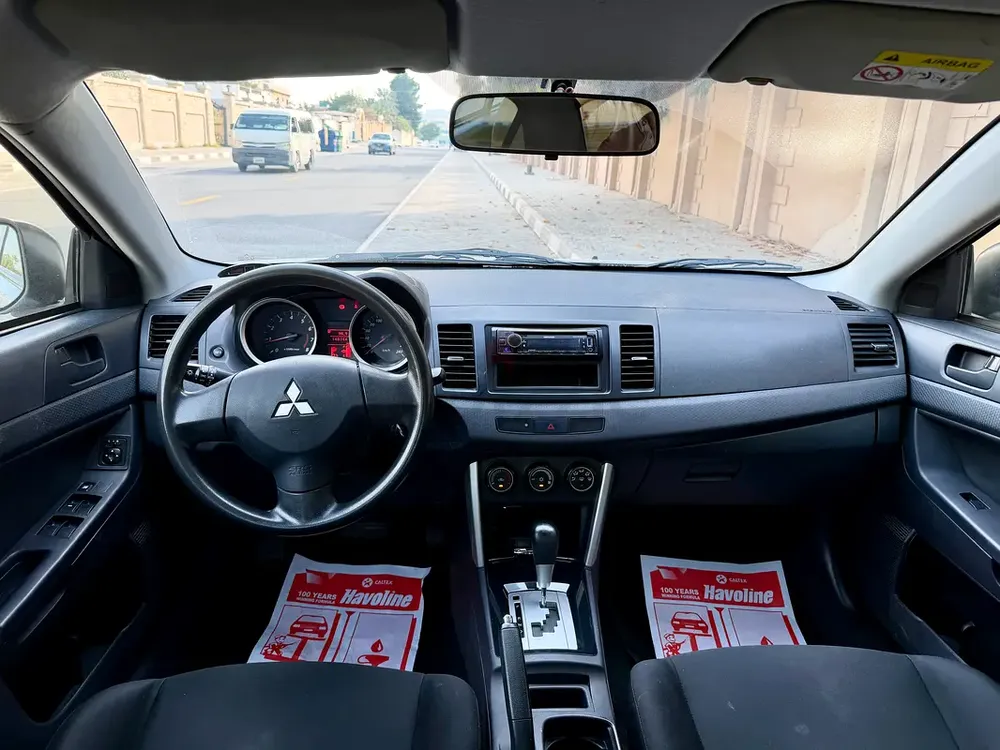 Mitsubishi Lancer 2017, 2.0L, GCC, Accident Free, Original Paint, Service History, 148,000 KM - Image 11