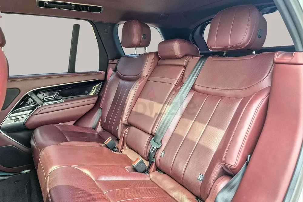 AED 6063/month | 2023 Land Rover Range Rover  | GCC Specs | Ref#453336 - Image 12