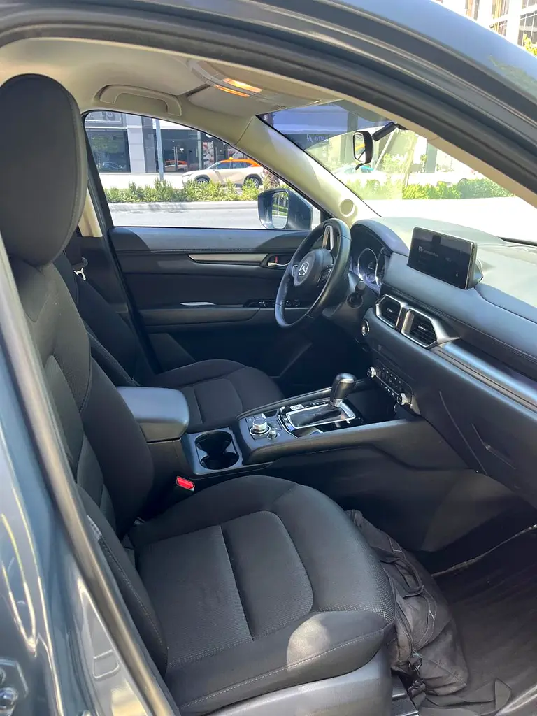 BRAND NEW CONDITION MAZDA CX-5 GCC SPECS, IN PERFECT CONDITION - Image 10