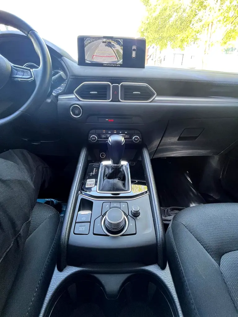 BRAND NEW CONDITION MAZDA CX-5 GCC SPECS, IN PERFECT CONDITION - Image 13