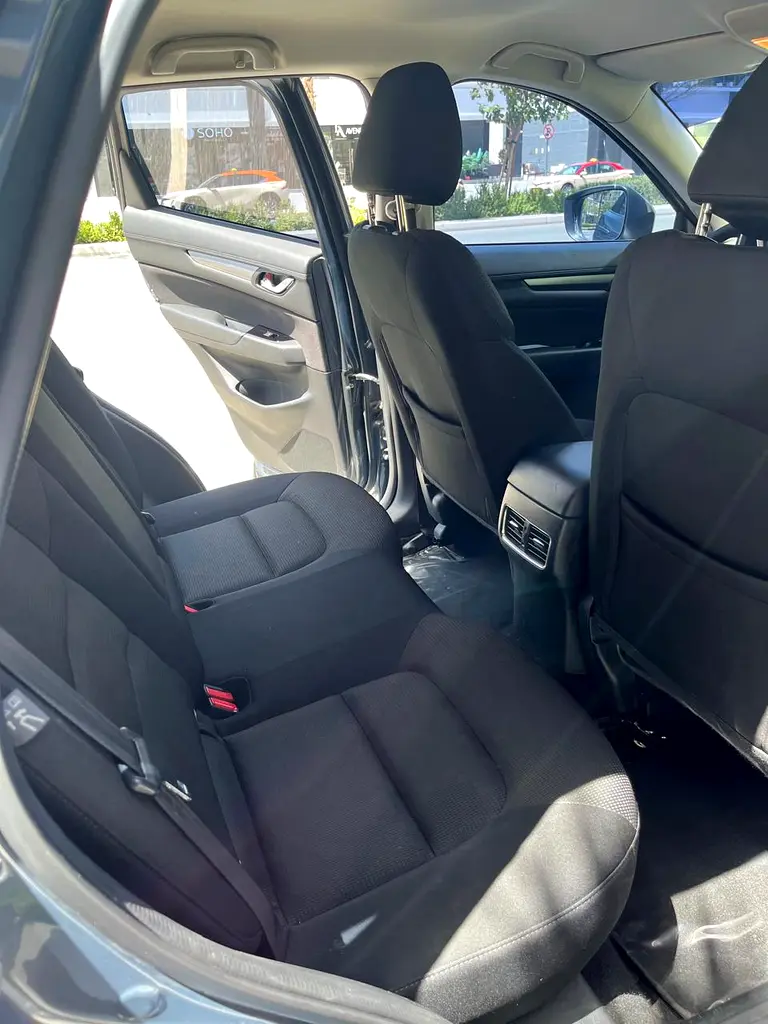 BRAND NEW CONDITION MAZDA CX-5 GCC SPECS, IN PERFECT CONDITION - Image 17