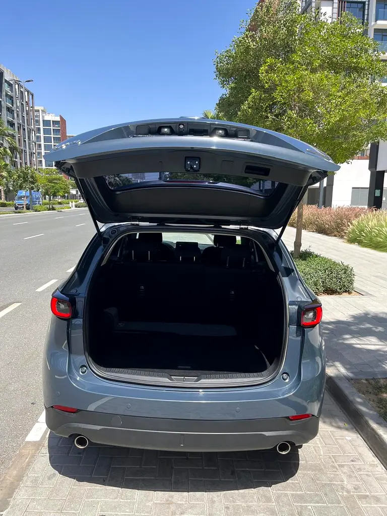 BRAND NEW CONDITION MAZDA CX-5 GCC SPECS, IN PERFECT CONDITION - Image 8