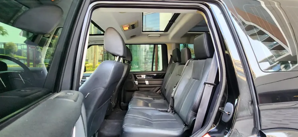 2013-Land Rover LR4 HSE-5.0L/V8-Excellent Condition - Image 11