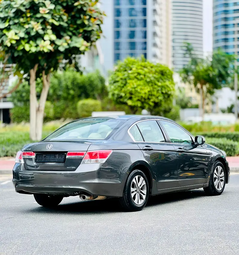 Honda Accord i-VTEC 2012 - GCC Specs - Reliable and Well-Maintained - Image 6
