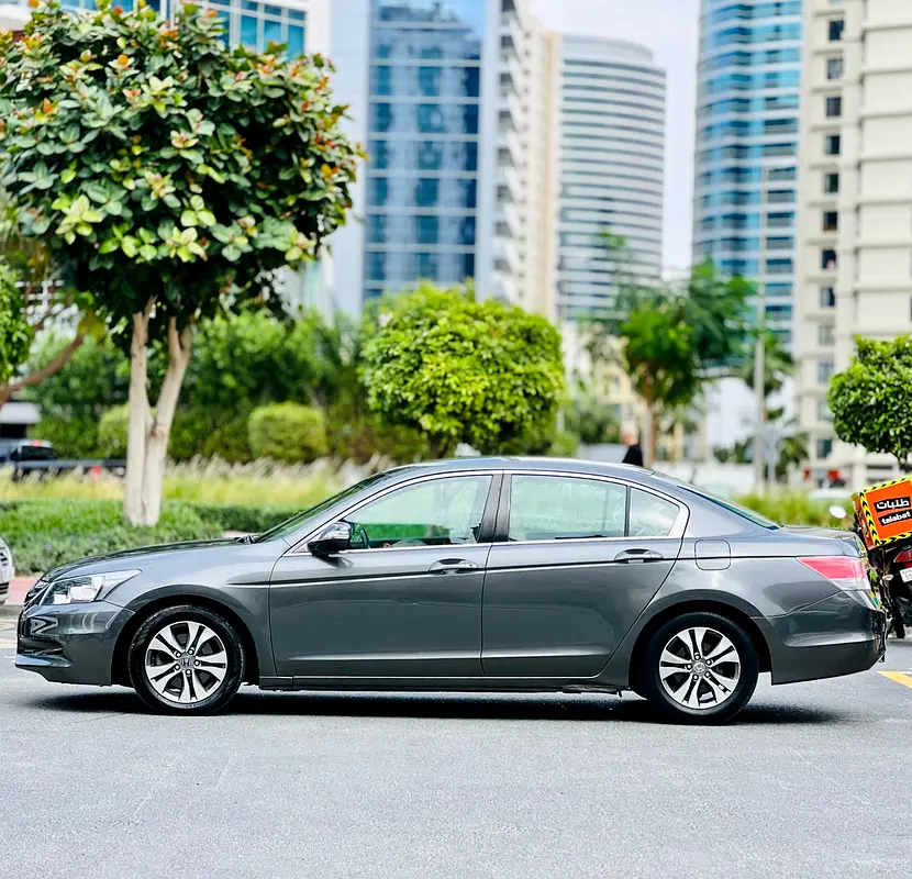 Honda Accord i-VTEC 2012 - GCC Specs - Reliable and Well-Maintained - Image 7