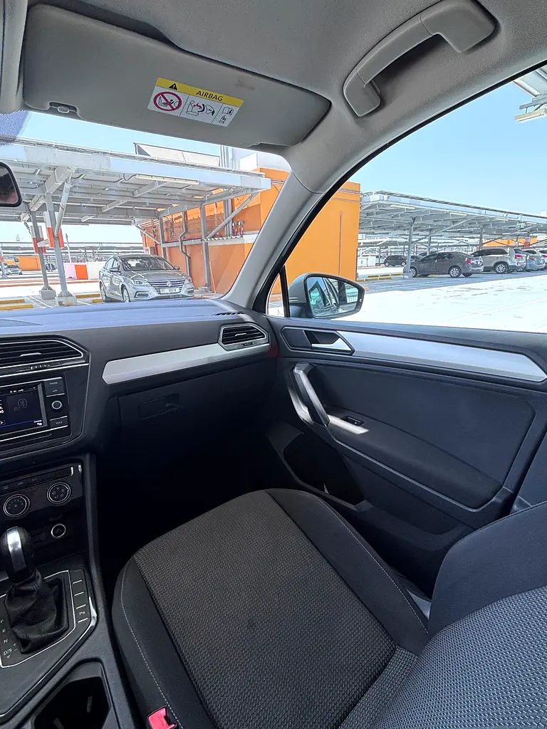 2020 Volkswagen Tiguan SE | GCC Specs | Low Mileage - Image 12