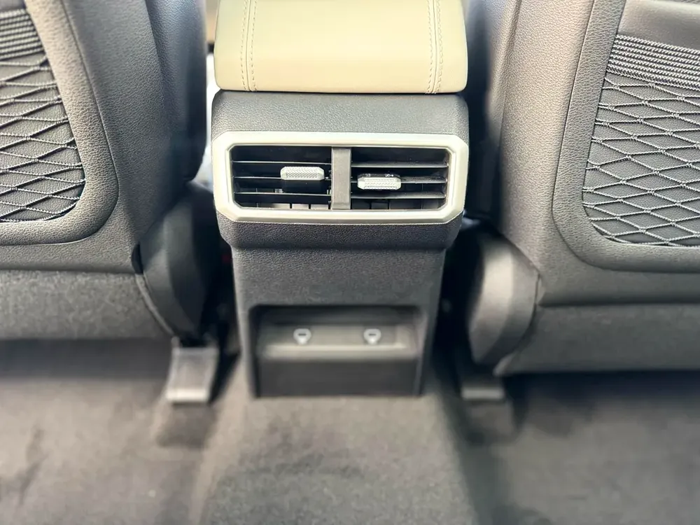KIA SPORTAGE 2.0 HYBRID FLAGSHIP 4X2 GTLINE MY2025 - Image 14