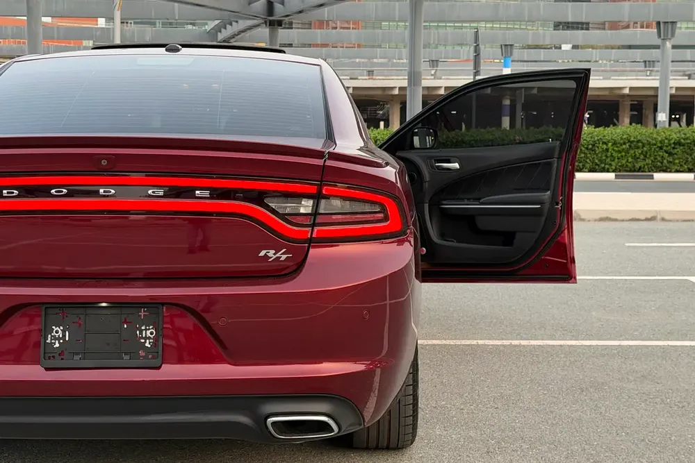 Full Dodge Service History / 2 Keys | Dodge Charger R/T 2018 GCC Specifications - Image 6