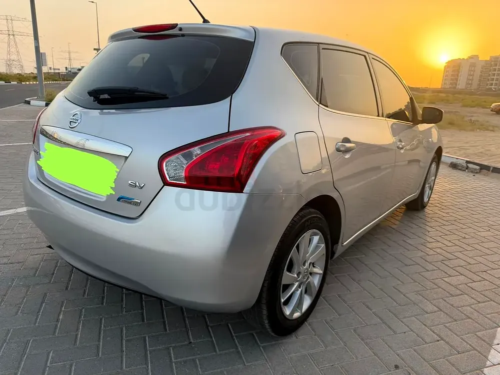 Nissan Tiida 2014 Full Option First Owner Free Accident History - Image 11