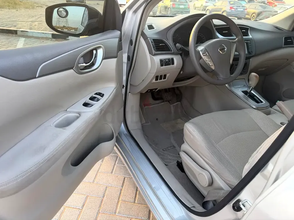 Nissan Tiida 2014 Full Option First Owner Free Accident History - Image 15