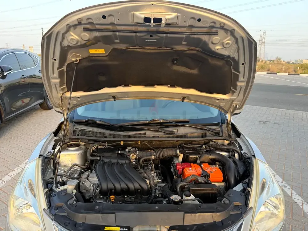 Nissan Tiida 2014 Full Option First Owner Free Accident History - Image 7
