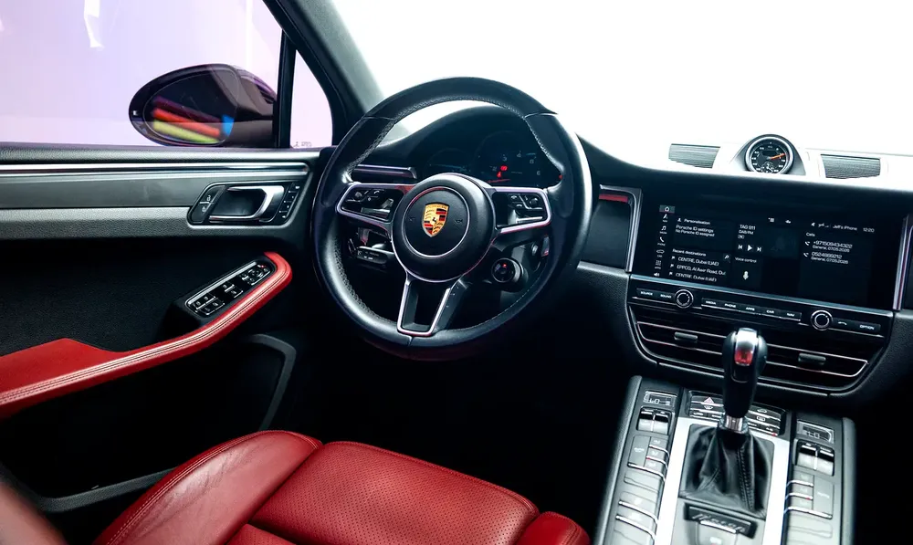 2021 Porsche Macan Standard - GCC Specs - Excellent Condition - Image 9