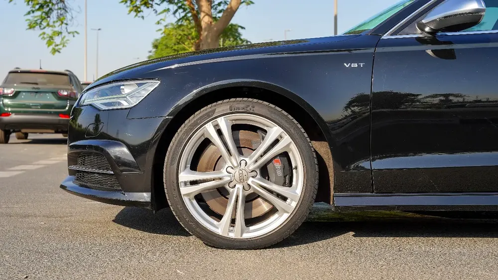 AUDI S6 2016!! GCC SPECS!! WELL MAINTAINED CAR - Image 18