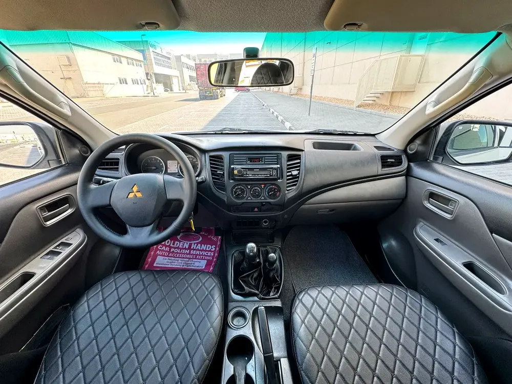 4*4 Mitsubishi L200 - GCC - Double Cabin - Image 9
