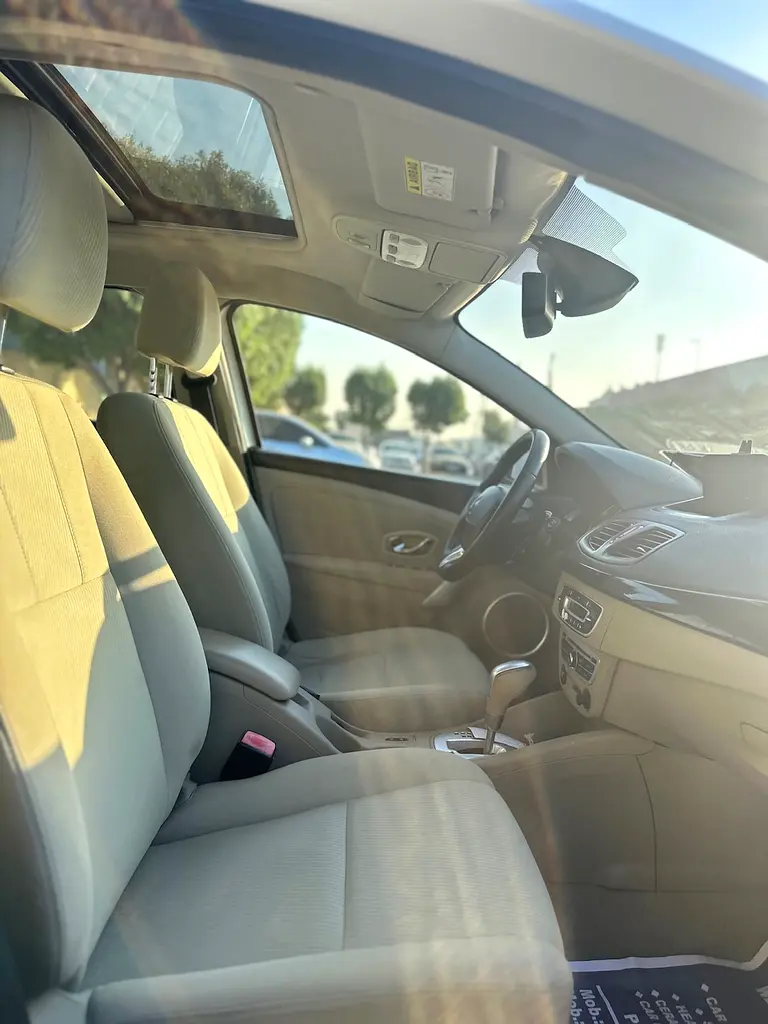 Renault Fluence LE 2016 GCC Specs - Excellent Condition - Image 11