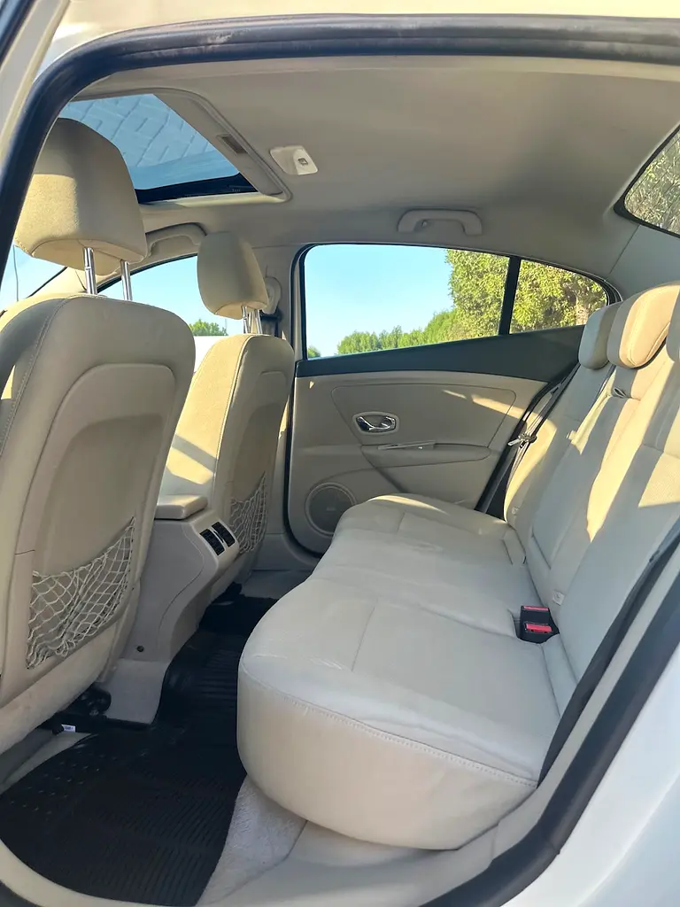 Renault Fluence LE 2016 GCC Specs - Excellent Condition - Image 9