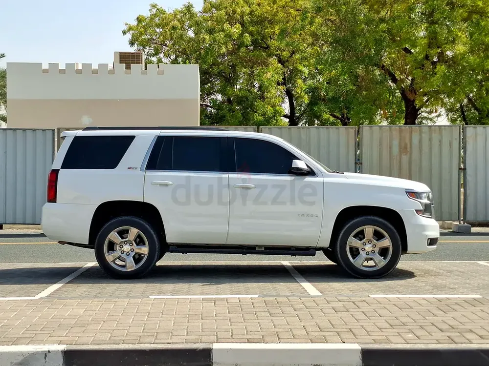 AED 1156/month | 2017 Chevrolet Tahoe  | GCC Specs | Ref#460724 - Image 4