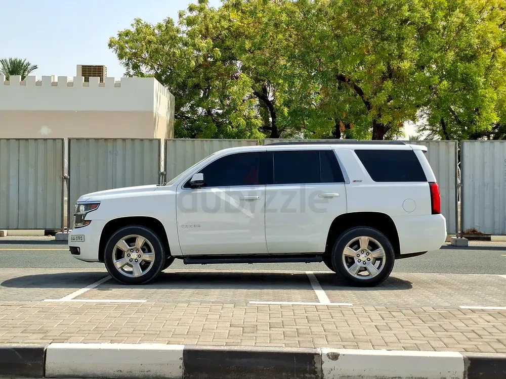 AED 1156/month | 2017 Chevrolet Tahoe  | GCC Specs | Ref#460724 - Image 5
