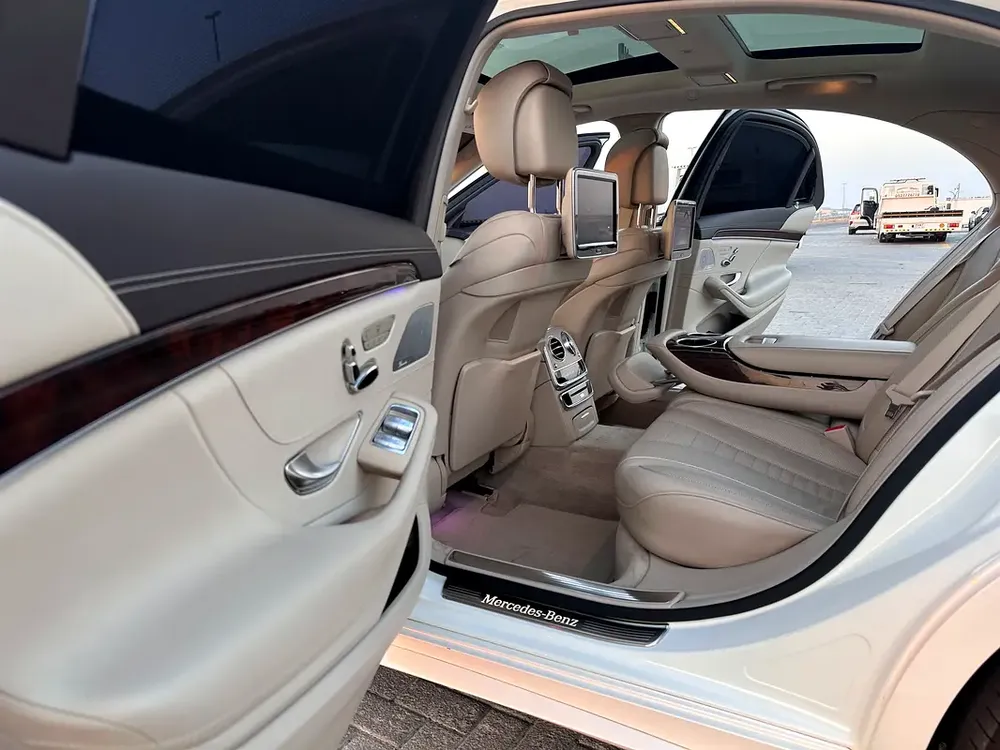 Mercedes S500 2015 GCC first owner original paint full option vip 6 buttons super clean car - Image 11