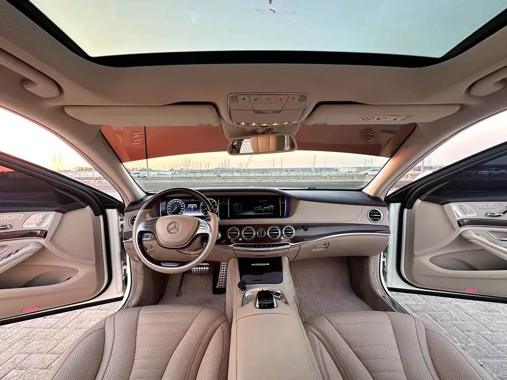 Mercedes S500 2015 GCC first owner original paint full option vip 6 buttons super clean car - Image 16