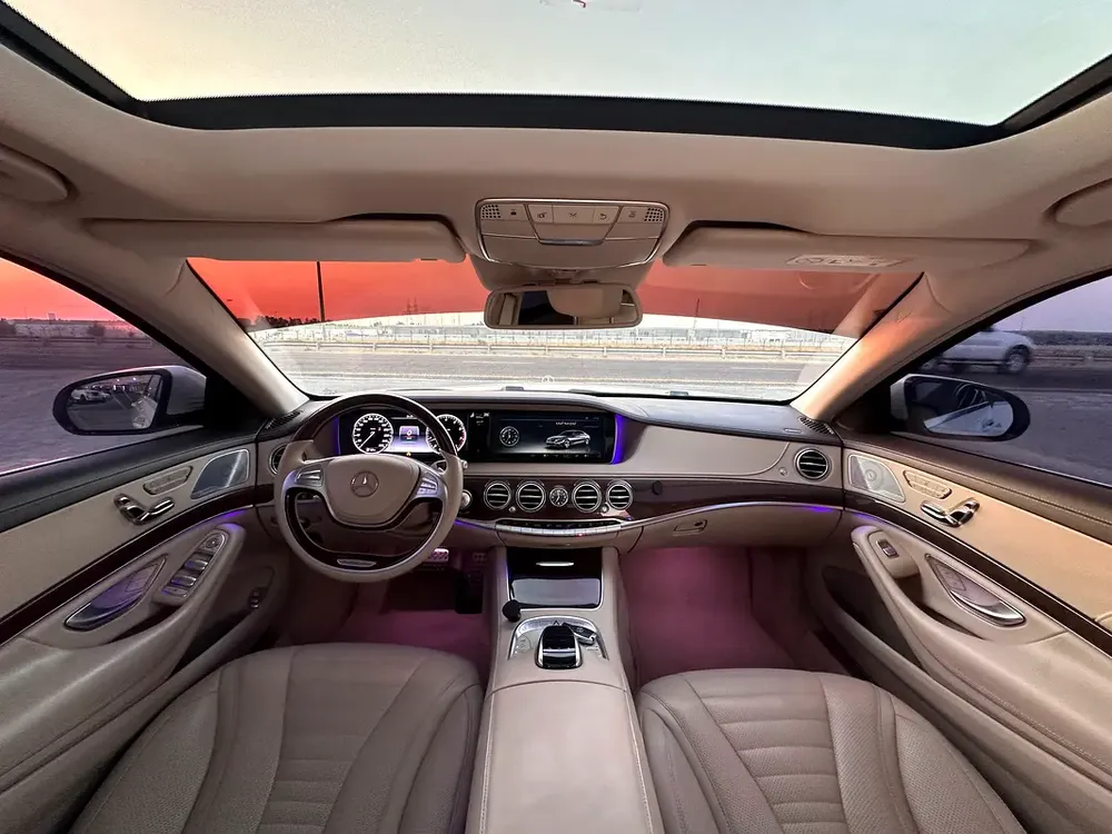 Mercedes S500 2015 GCC first owner original paint full option vip 6 buttons super clean car - Image 4
