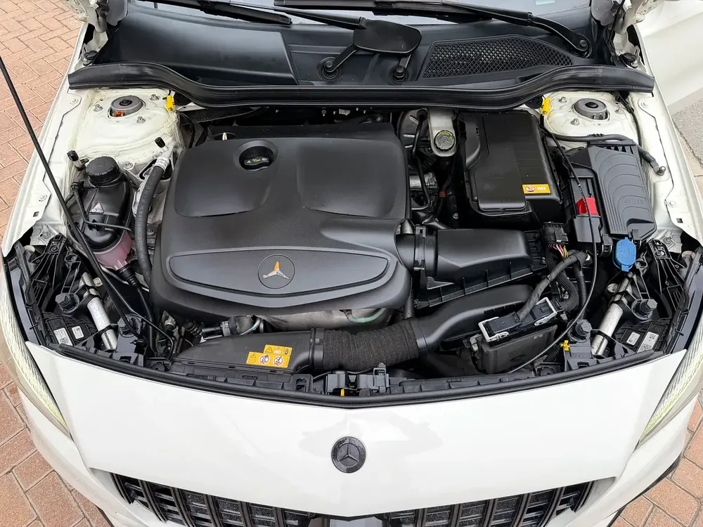 Mercedes A45 AMG - Image 10