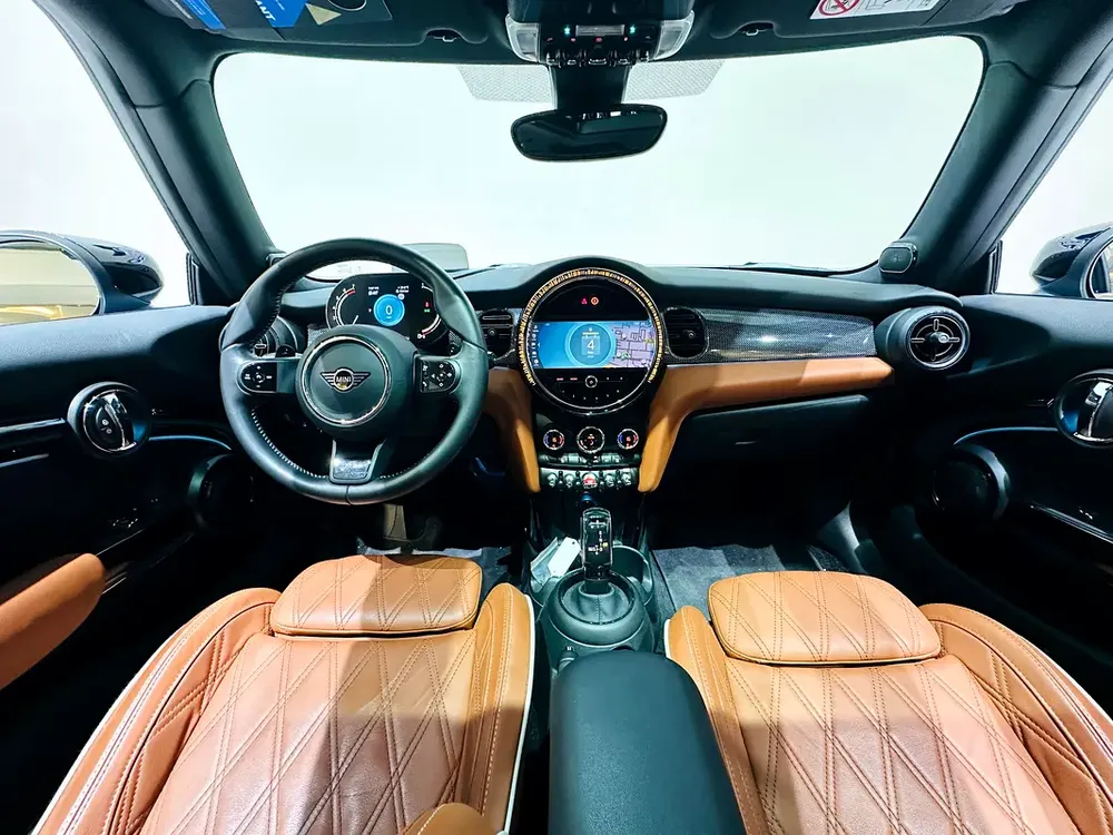 2023 MINI Cooper S GCC Specs-Warranty- Immaculate Condition - Image 13