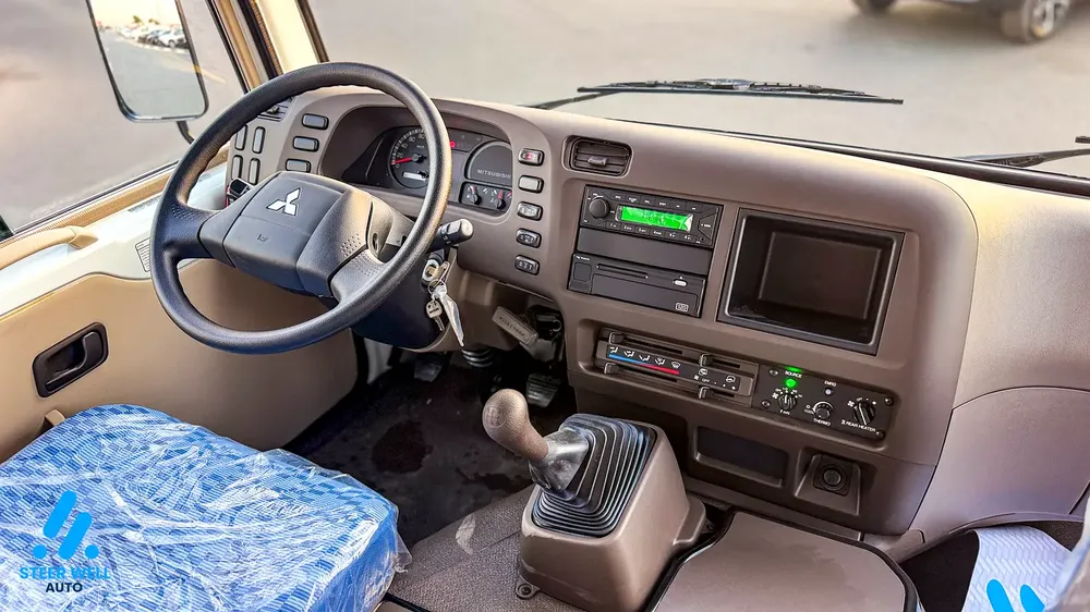 2026 Mitsubishi Fuso Rosa 2026 | 34-Seater Bus | Full Option | ABS | GCC Specs | 4.2L Diesel MT - Image 9