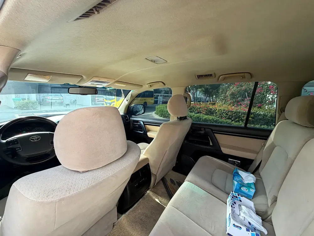 Toyota Land Cruiser GXR White V6 2008 In Excellent Condition - Image 13