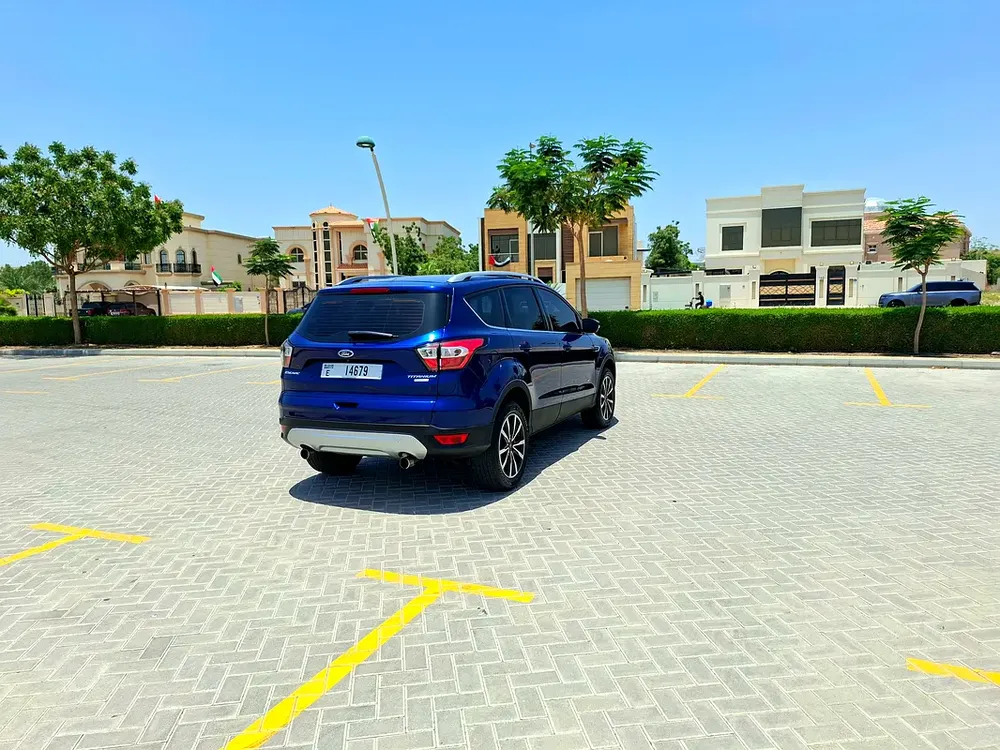 Astonishing Ford Escape 2018 - GCC - Top Option - Full Service History - Original Paint -No Accident - Image 18