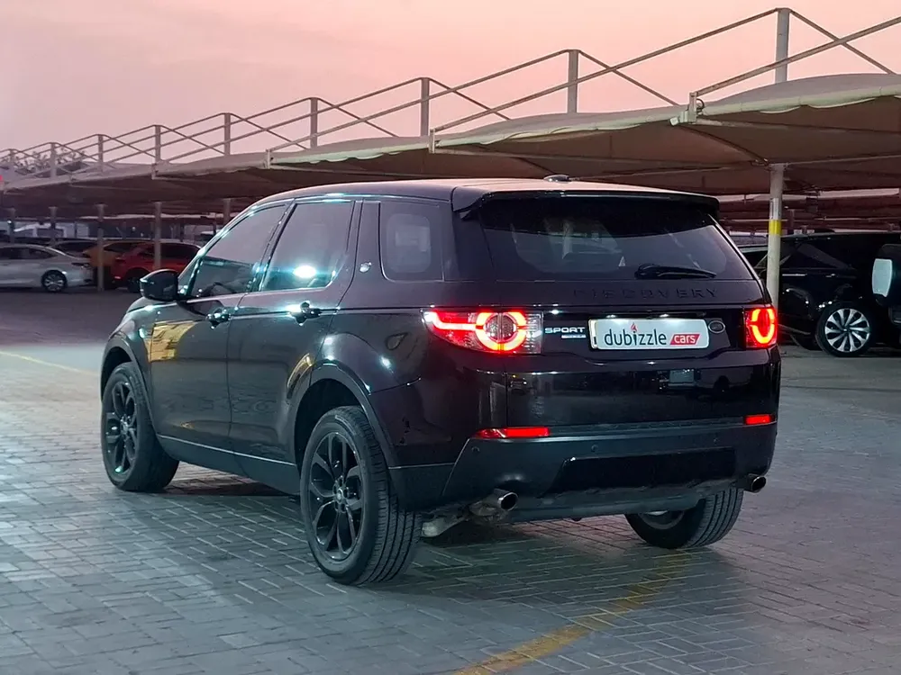 AED 1919/month | 2015 Land Rover Discovery Sport  | GCC Specs | Ref#424411 - Image 8
