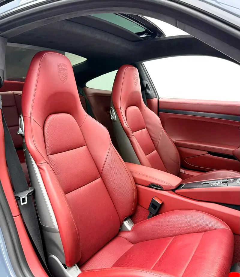 2018 Porsche 911 Carrera GTS, 2027 Porsche Warranty, Full Porsche Service History, Fully Loaded, GCC - Image 16