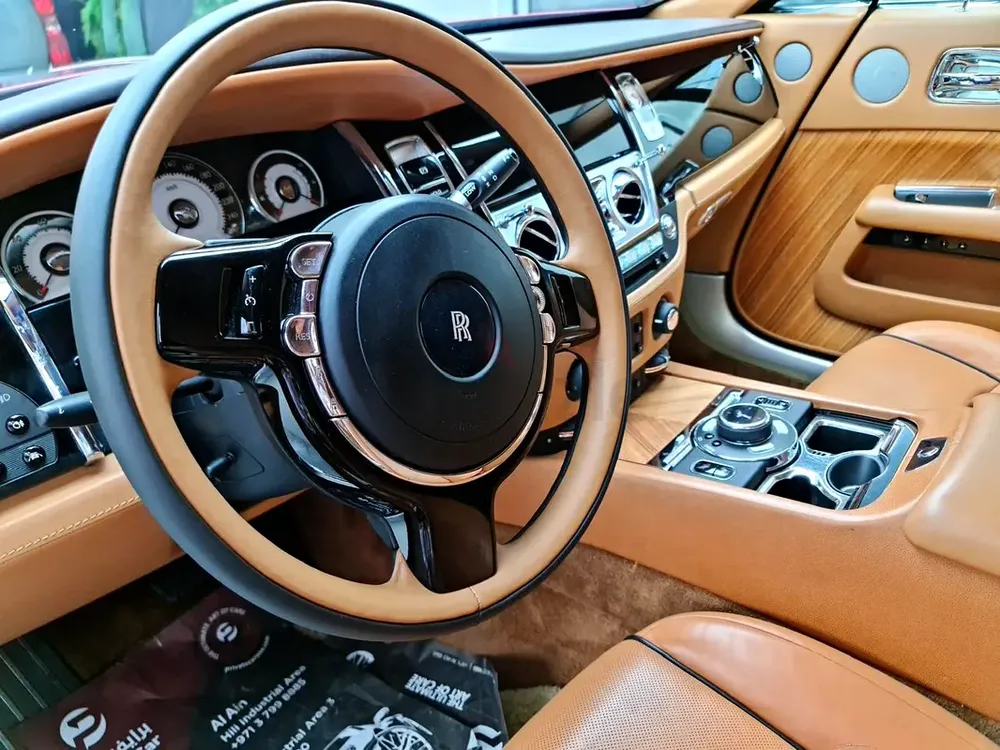 Rolls-Royce wraith full option 4 button starlight roof - Image 8