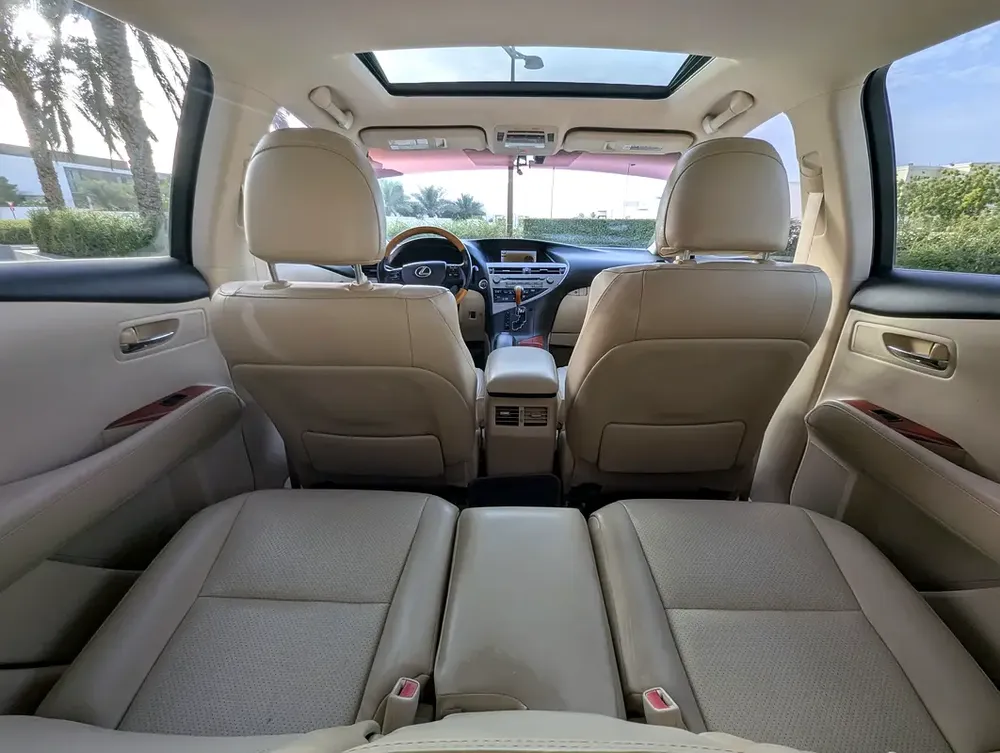 Lexus RX 350 Premier 2011 - American Specs Perfect Condition Inside Out Low KM Family Luxury SUV - Image 11