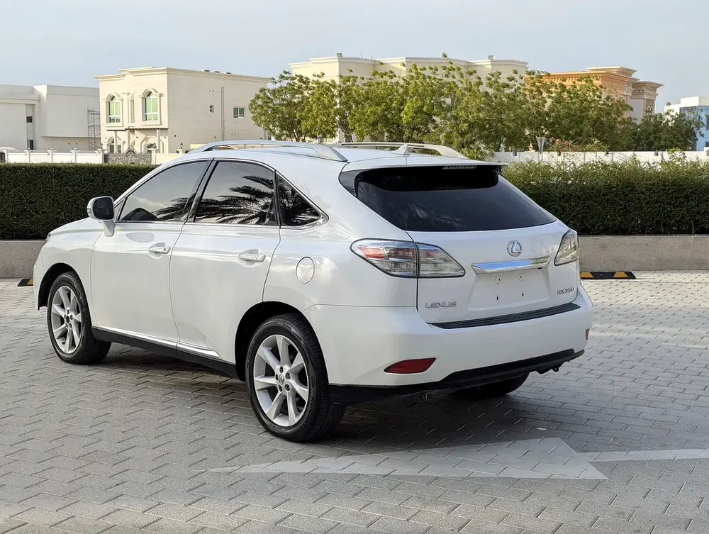 Lexus RX 350 Premier 2011 - American Specs Perfect Condition Inside Out Low KM Family Luxury SUV - Image 16