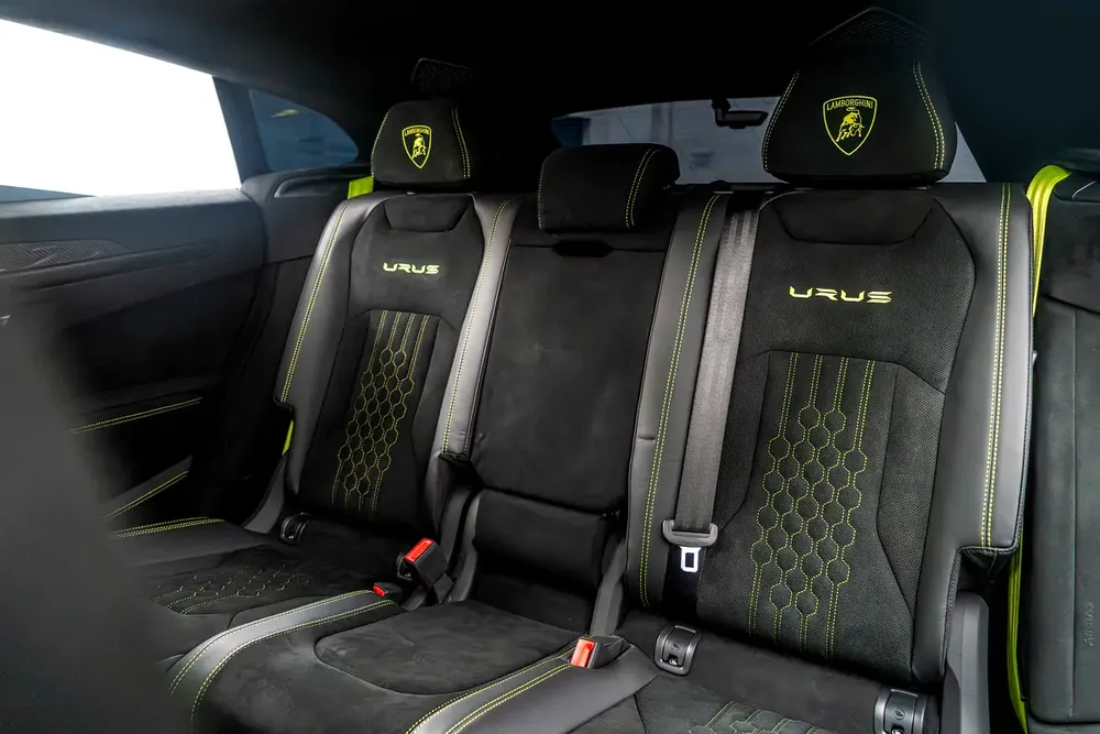 2024 LAMBORGHINI URUS PERFORMANTE / CARBON FIBER - ALCANTARA INTERIOR / WARRANTY AVAILABLE - Image 13