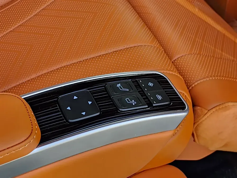 2023 MERCEDES SPRINTER VVIP - ISLMAIC THEME - LUXURY DESIGN - BRAND NEW - Image 16
