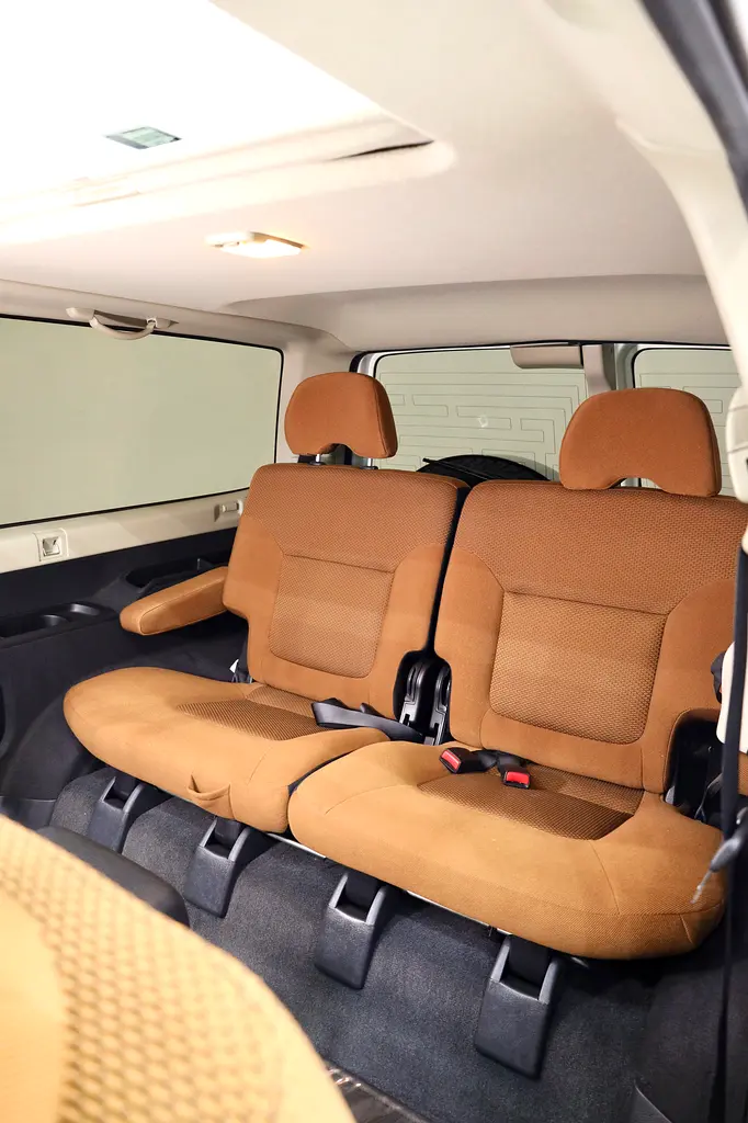 NISSAN PATROL SUPER SAFARI GCC SHORT WHEELBASE - Excellent Condition - Image 16