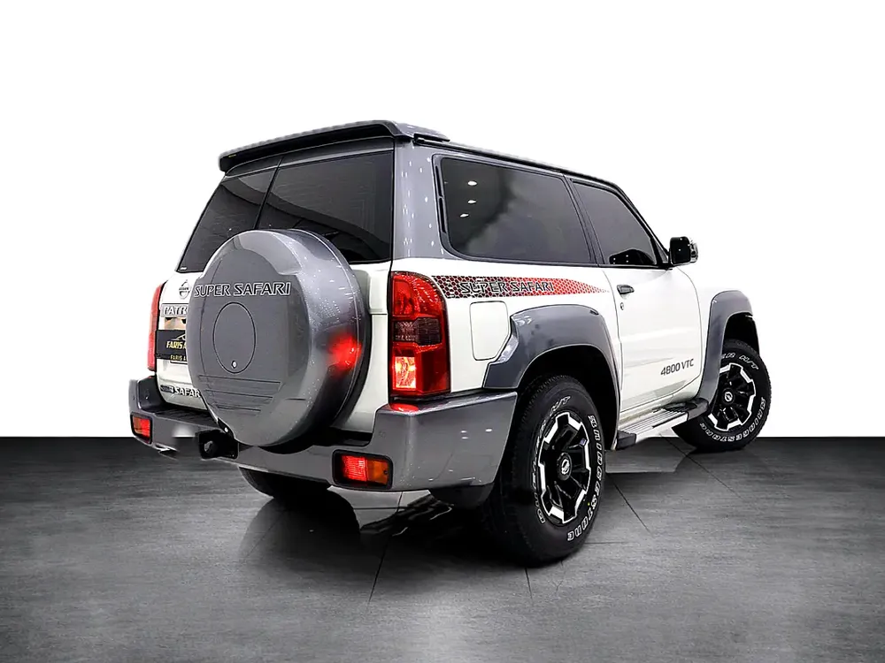 NISSAN PATROL SUPER SAFARI GCC SHORT WHEELBASE - Excellent Condition - Image 4