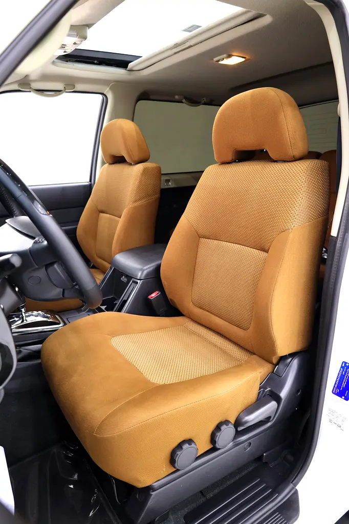 NISSAN PATROL SUPER SAFARI GCC SHORT WHEELBASE - Excellent Condition - Image 6