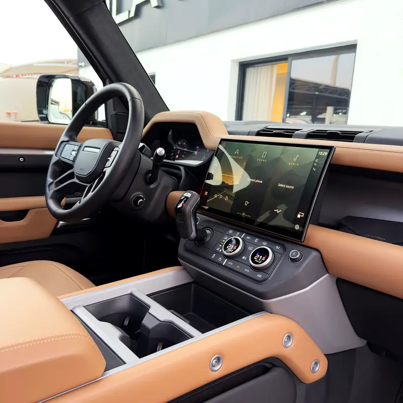 LAND ROVER DEFENDER V8 110 P425X 2026 - Image 10