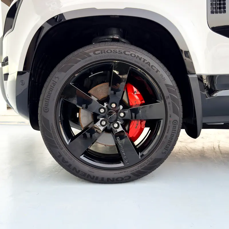 LAND ROVER DEFENDER V8 110 P425X 2026 - Image 20