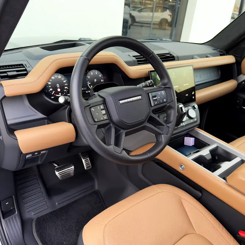 LAND ROVER DEFENDER V8 110 P425X 2026 - Image 7