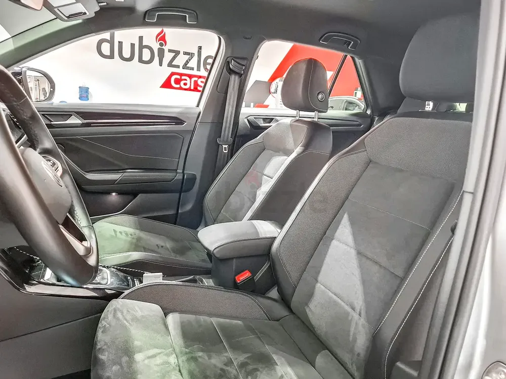 AED 1292/month | 2025 Volkswagen T-Roc  | GCC Specs | Ref#475327 - Image 12