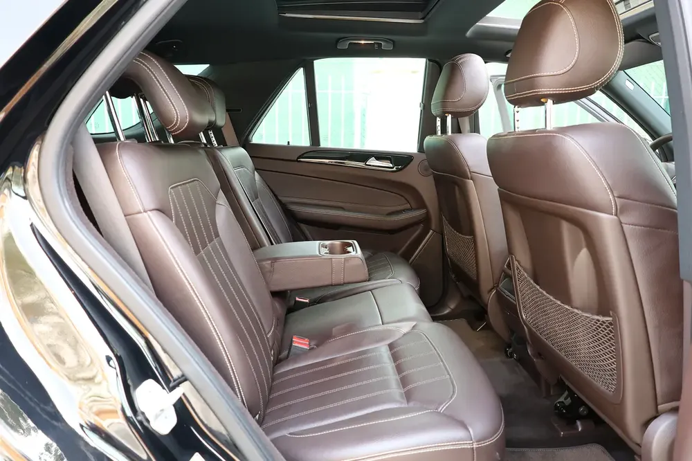Mercedes-Benz GLE-Class-GLE 400 4Matic- 2018-116000KM-GCC SPECS-EXCELLENT CONDITION - Image 17
