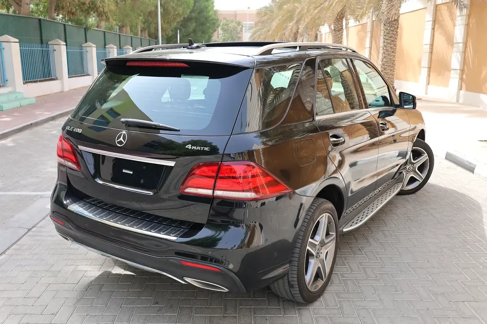 Mercedes-Benz GLE-Class-GLE 400 4Matic- 2018-116000KM-GCC SPECS-EXCELLENT CONDITION - Image 4