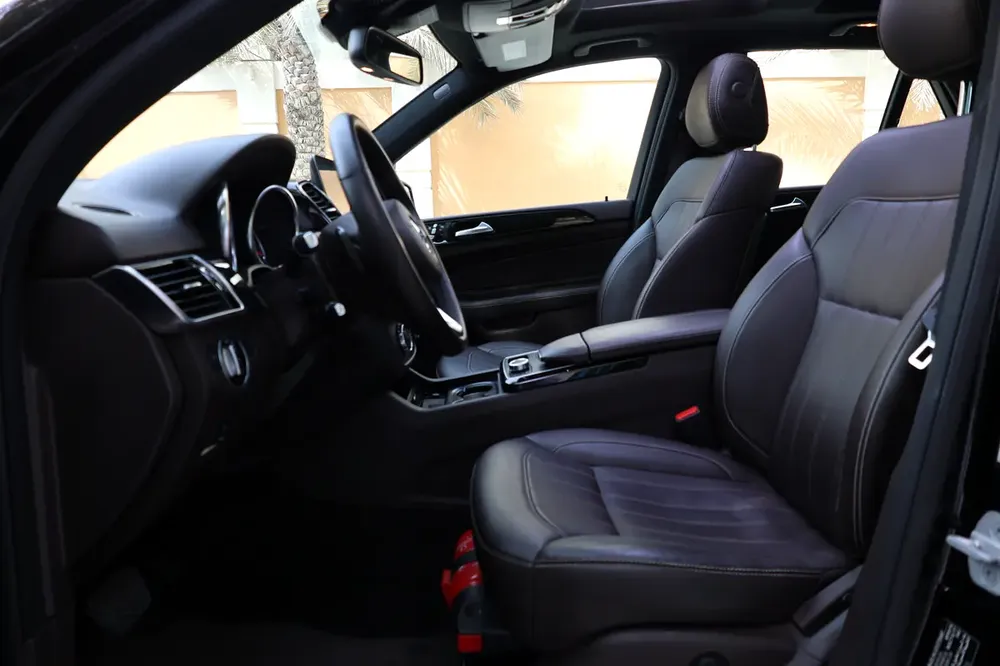 Mercedes-Benz GLE-Class-GLE 400 4Matic- 2018-116000KM-GCC SPECS-EXCELLENT CONDITION - Image 9