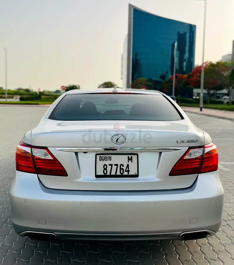 Lexus LS 460 2011 - American Specs - Excellent Condition - Image 5