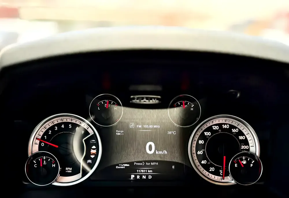 Dodge Ram 1500 SLT ( Classic ) 2020 Gcc specs . ( Low kms ) . - Image 18