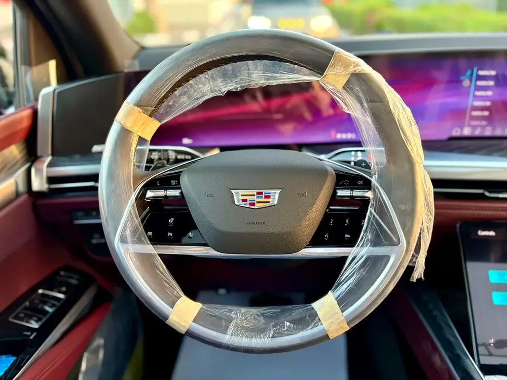 2025 Cadillac Escalade Sport Platinum | GCC Specs | Brand New Luxury SUV - Image 14